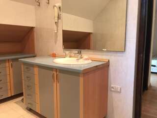 Виллы RARE house with garden Тбилиси Дом для отпуска-25