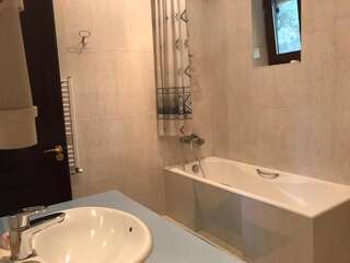 Виллы RARE house with garden Тбилиси Дом для отпуска-26